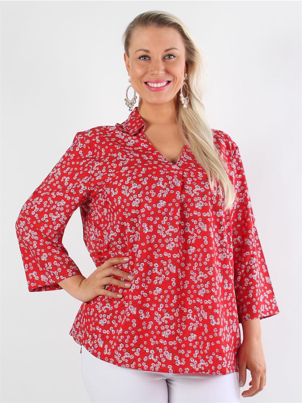 Agueda - Skjortebluse med blomster og krave